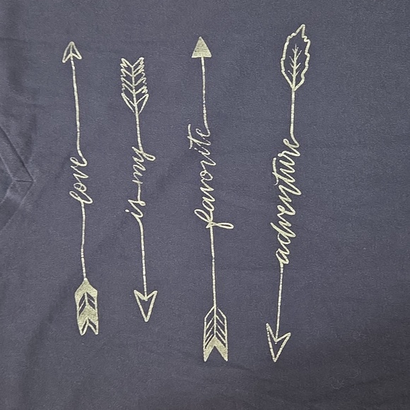 Torrid Navy Blue V-Neck Boho Tee with Arrow Design. Size 3 - Picture 2 of 3